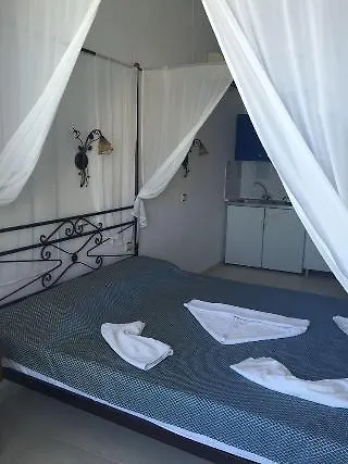 Hotel Chrysa *