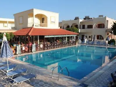 Chrysa Hotel *