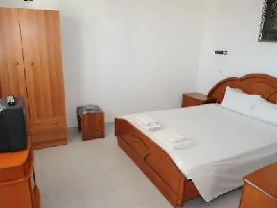 Chrysa Hotel *